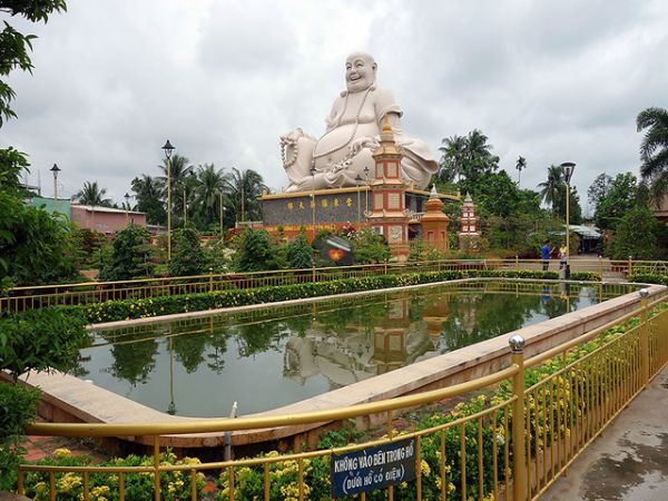 Vinh Trang Pagoda Vietnam