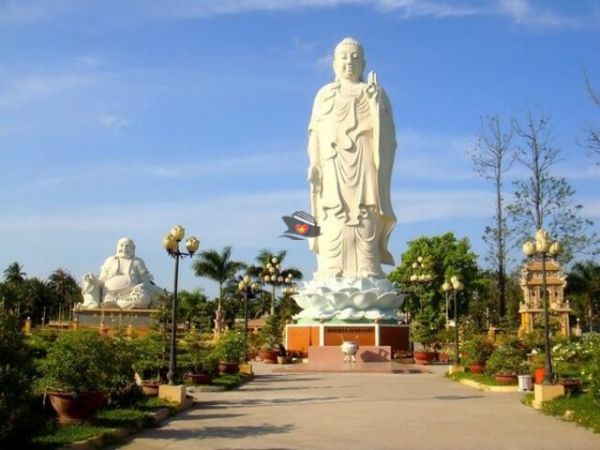 Vinh Trang Pagoda Vietnam