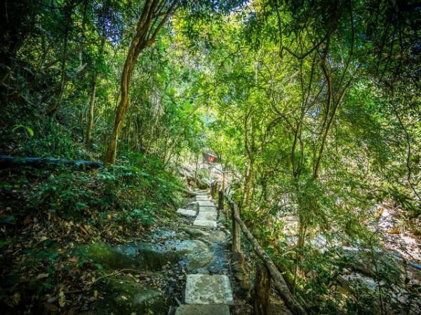Nha Trang Ba Ho Waterfall Tour