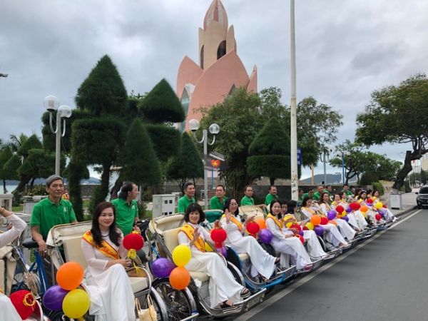 Nha Trang Pedicab Night Tour