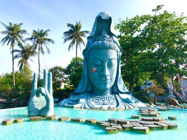 Flights To Vietnam