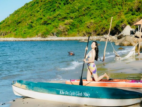 Ganh Nhay Beach Nha Trang