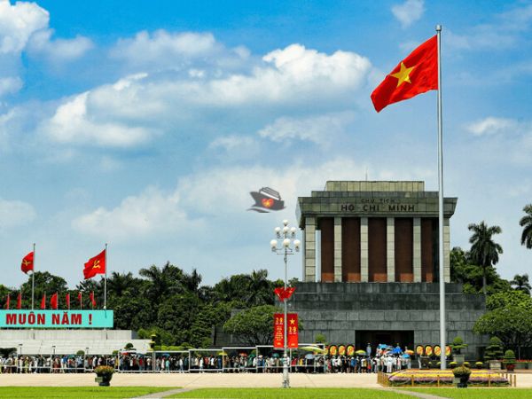 Halong Bay Shore Excursions Tour
