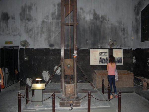 Hoa Lo Prison Hanoi