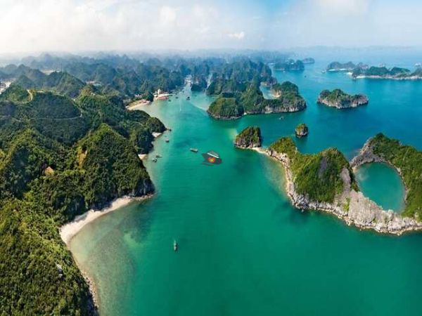 10 Days Vietnam Luxury Tour From Hanoi To Ho Chi Minh City