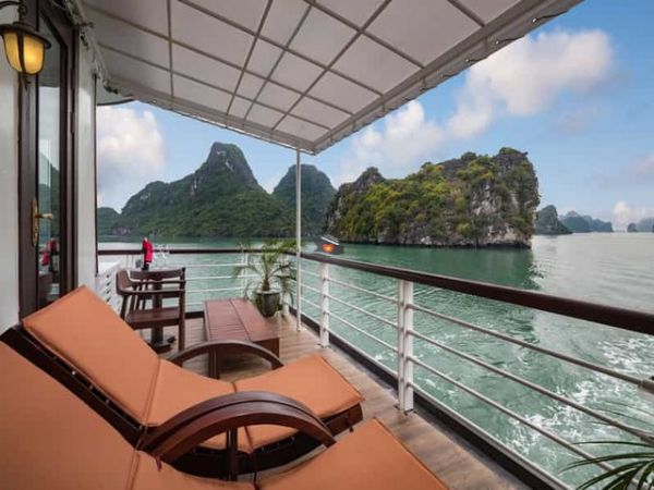 Lan Ha Bay Vietnam