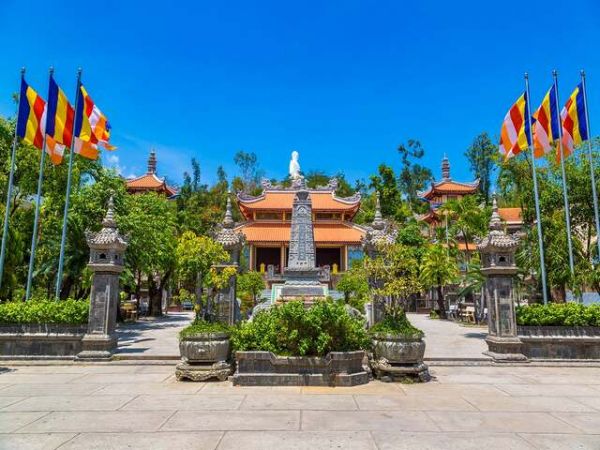 Private Full-Day Tour Exploring Nha Trang Highlights