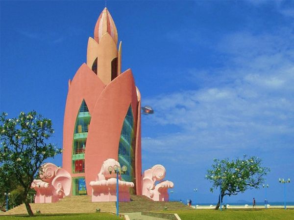 Nha Trang Tram Huong Tower