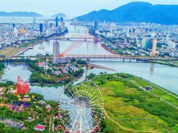 Nha Trang Vs Da Nang Vietnam