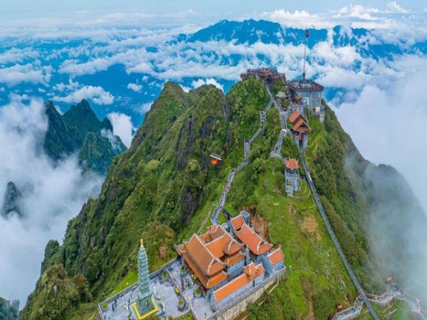 Fansipan Mountain Sapa Vietnam