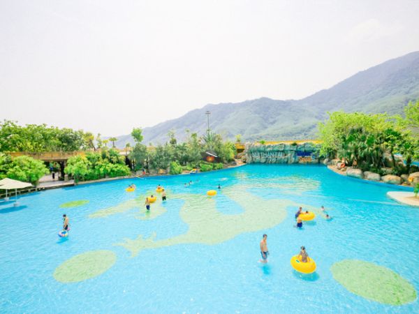 Nui Than Tai Hot Springs Park