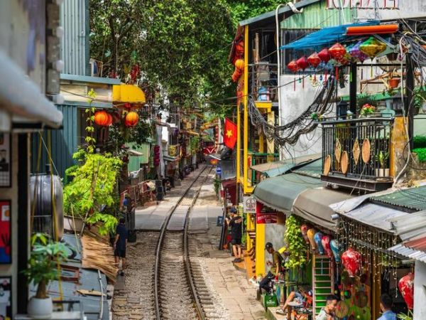 Railway Tuan Cafe Vietnam