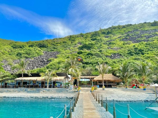 Ray Beach Nha Trang