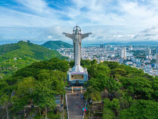 Statue Of Christ The King Vung Tau