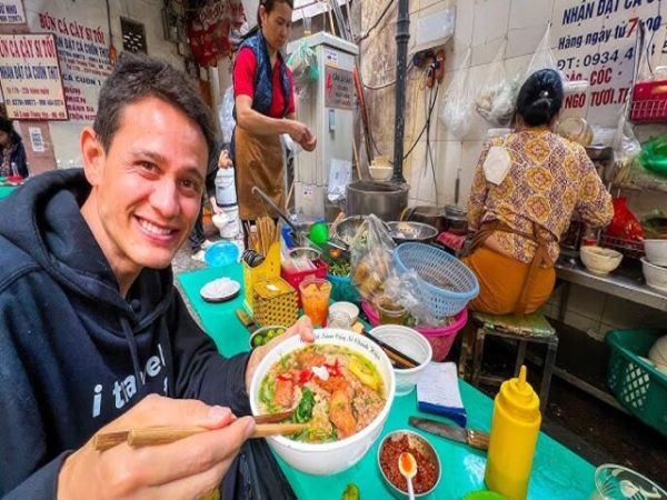 Ta Hien Street Hanoi