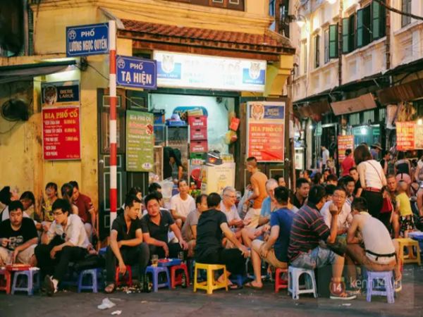 Ta Hien Street Hanoi