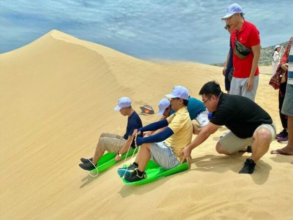 Where To Do Sandboarding In Vietnam
