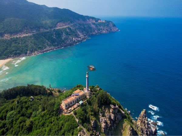Travel On The Coastal Roads In Vietnam