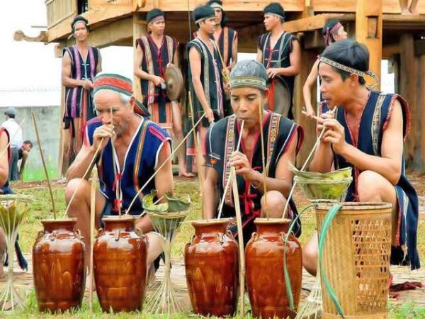 30 Days Vietnam Tour From Ho Chi Minh City To Hanoi