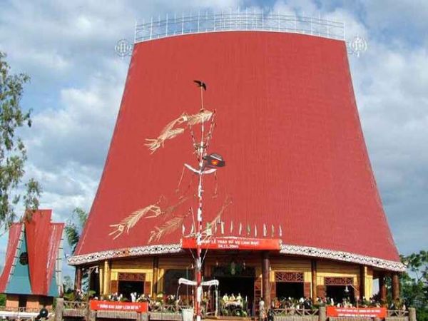 Vietnam Central Highlands Travel Guide