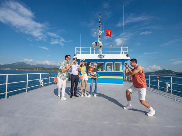 Vinpearl Submarine Nha Trang Ticket