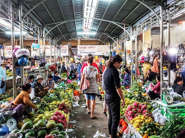 Xom Moi Market Nha Trang