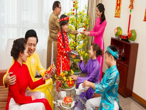 Vietnam Tet Holiday 2024